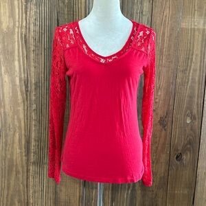 Ariat Women’s Long Sleeve Top